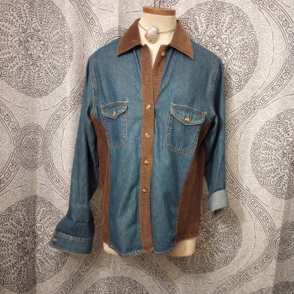 Austin Clothing Co. Western Cowgirl Denim Corduroy Button Down Size Medium - Picture 11 of 13